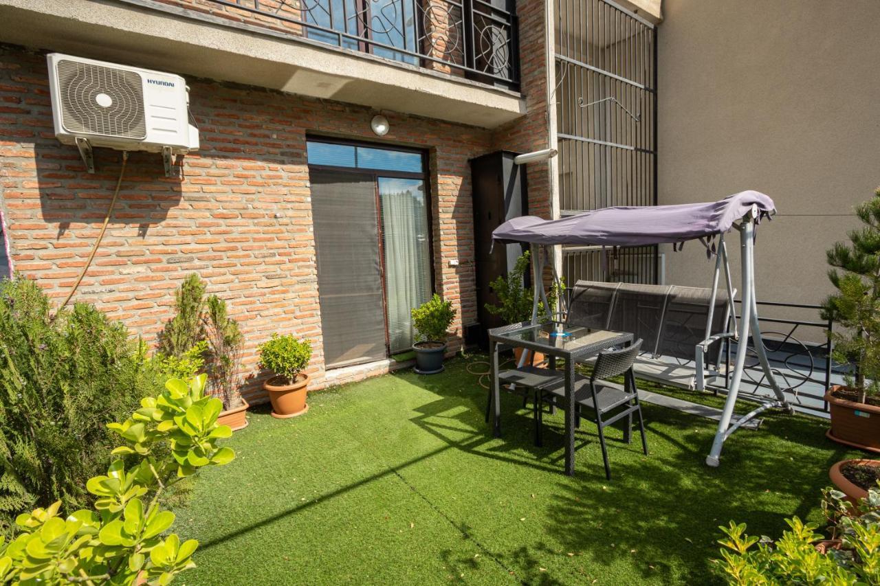 Brand New Apartment With Terrace Тбилиси Екстериор снимка