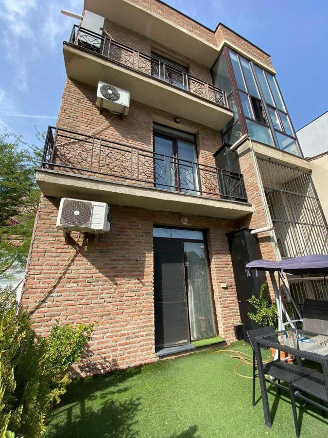 Brand New Apartment With Terrace Тбилиси Екстериор снимка